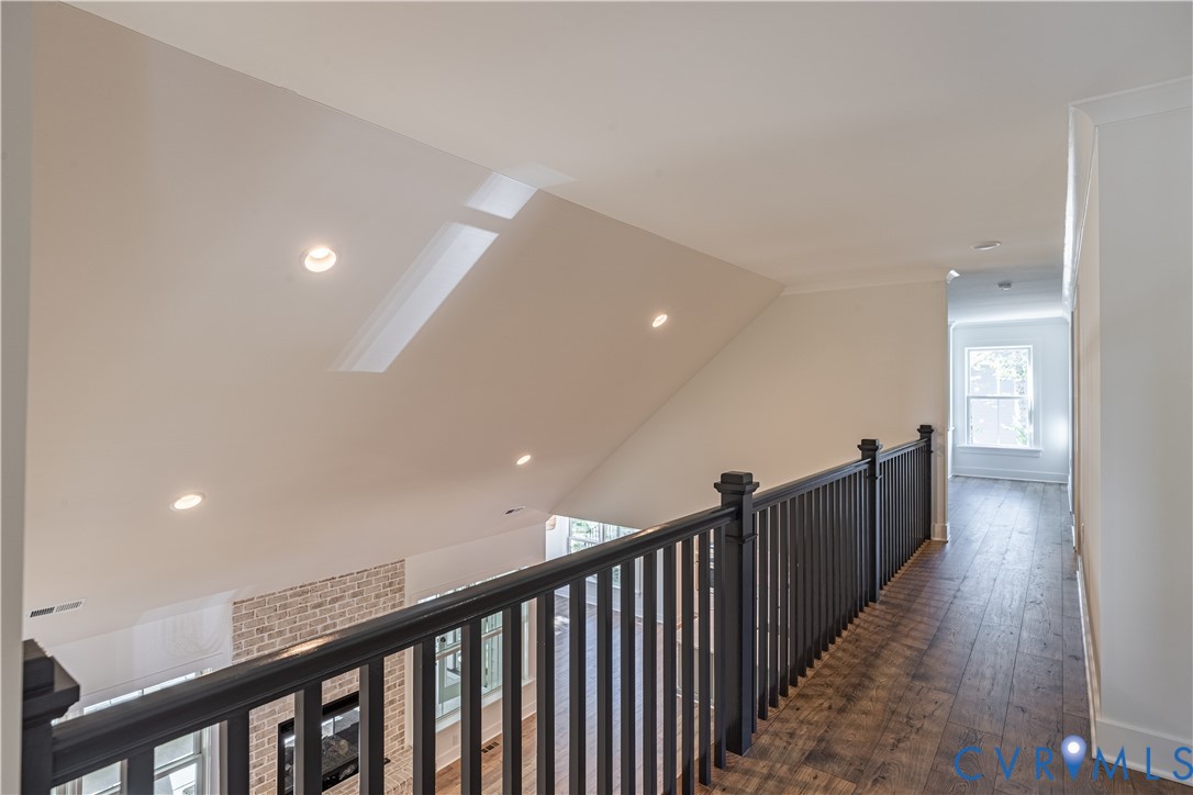 Photo from Boone Homes Gallery; photo of similar home, not home for sale; upgrades shown