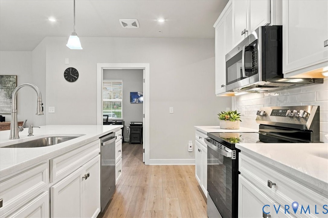 6725 Citory Way, #102, Moseley, VA 23120