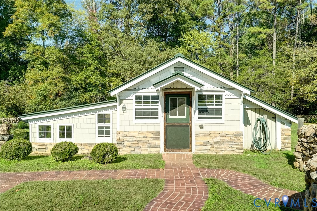 1800 Sheppard Town Road, Crozier, Crozier, VA 23039