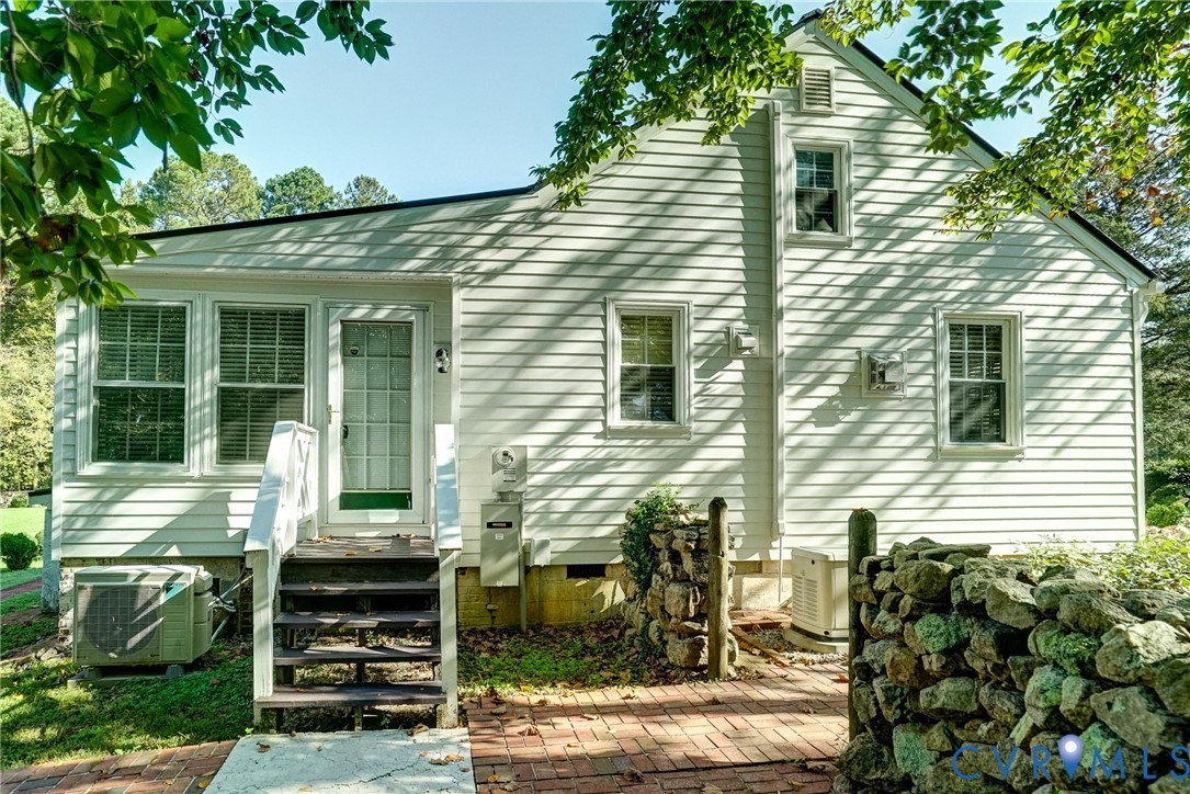 1800 Sheppard Town Road, Crozier, Crozier, VA 23039