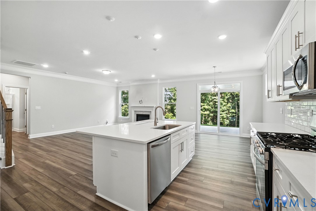 This home is UNDER CONSTRUCTION. The photo represents the plan, not the actual home. Design selections have been made.
