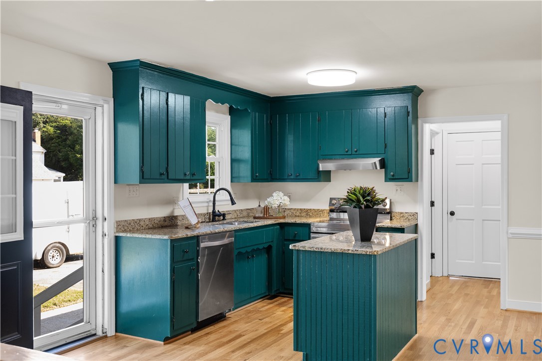 12801 Vogt Avenue, Chester, VA 23836