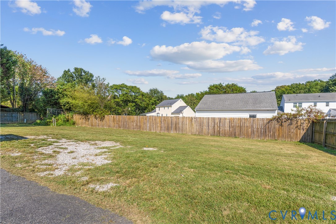 12801 Vogt Avenue, Chester, VA 23836