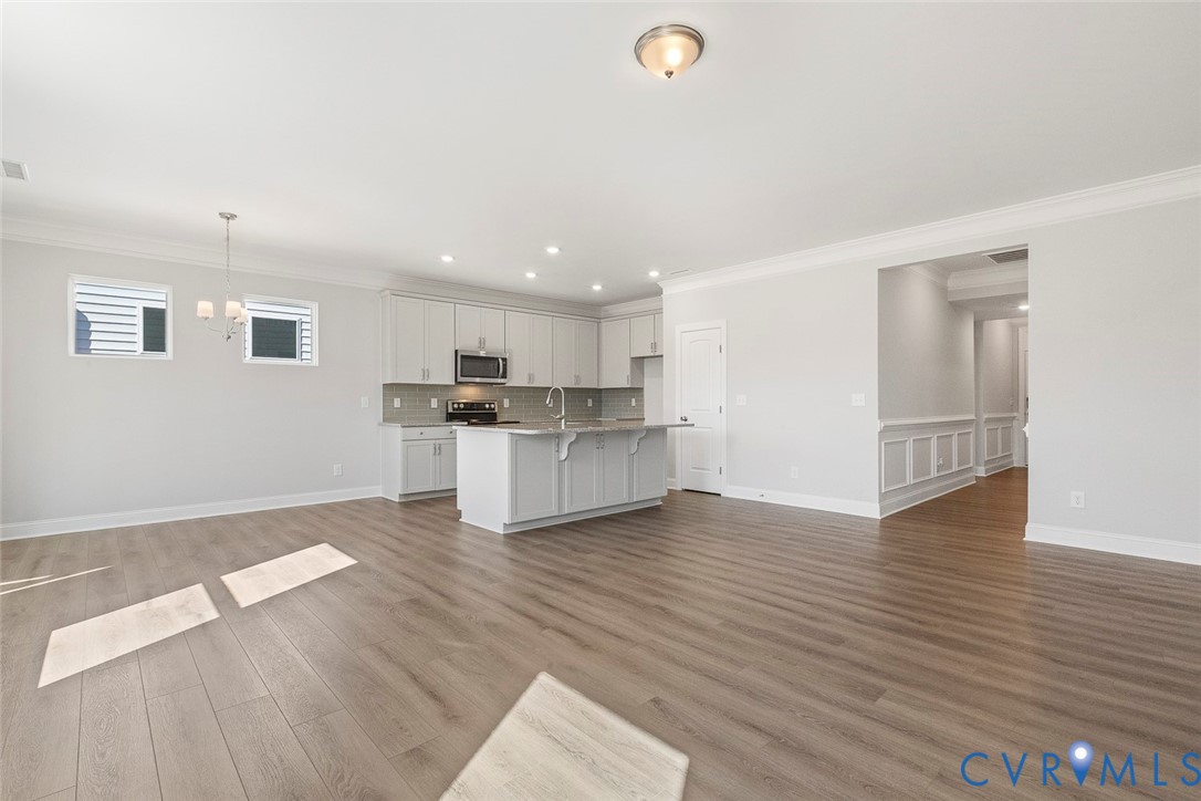 This home is TO BE BUILT. The photo represents the plan, not the actual home. Design selections may vary.