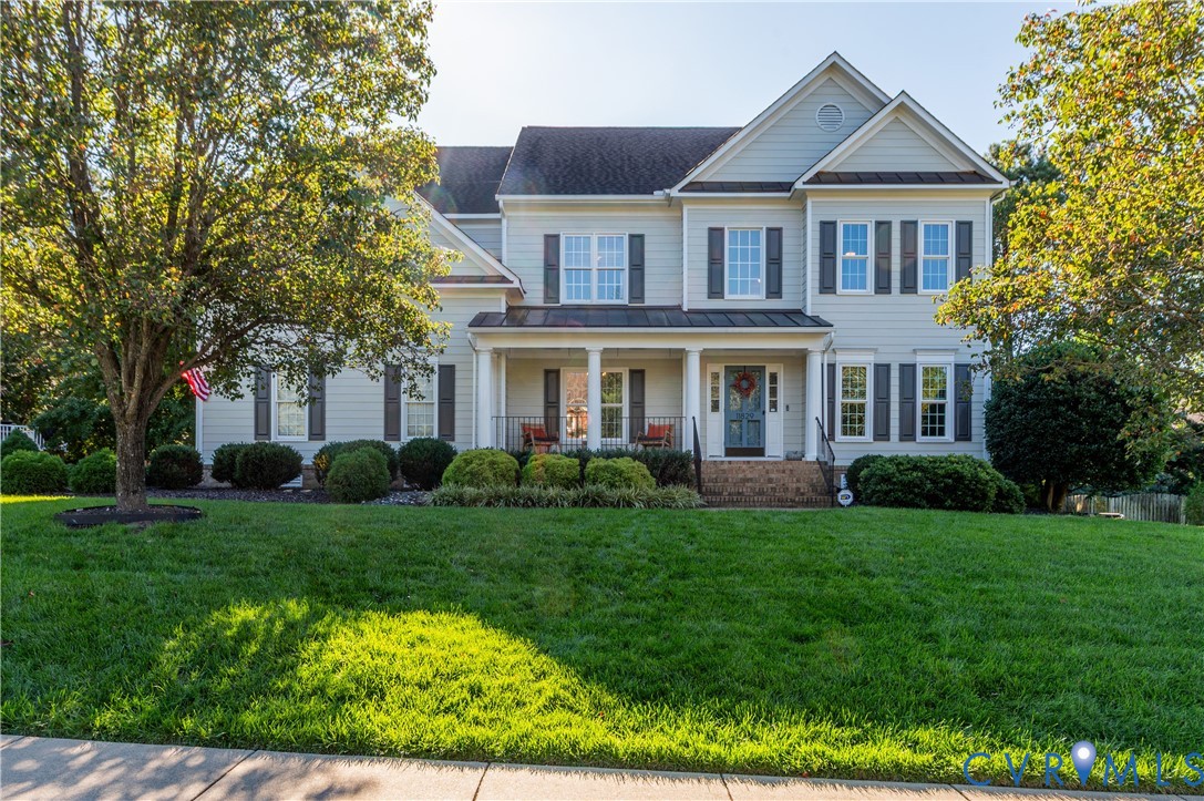 Welcome Home to this Top to Bottom Updated Home in Twin Hickory!