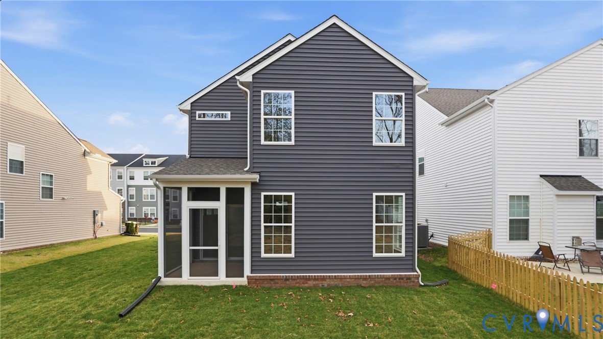 This home is TO BE BUILT. The photo represents the plan, not the actual home. Design selections may vary.