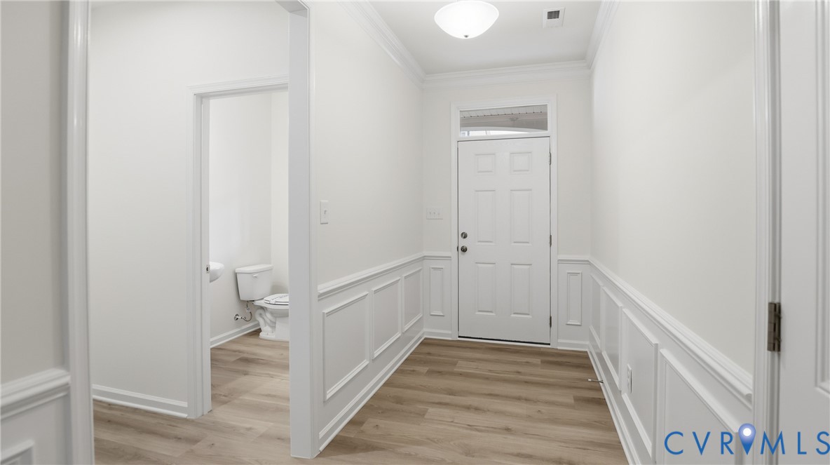 This home is TO BE BUILT. The photo represents the plan, not the actual home. Design selections may vary.