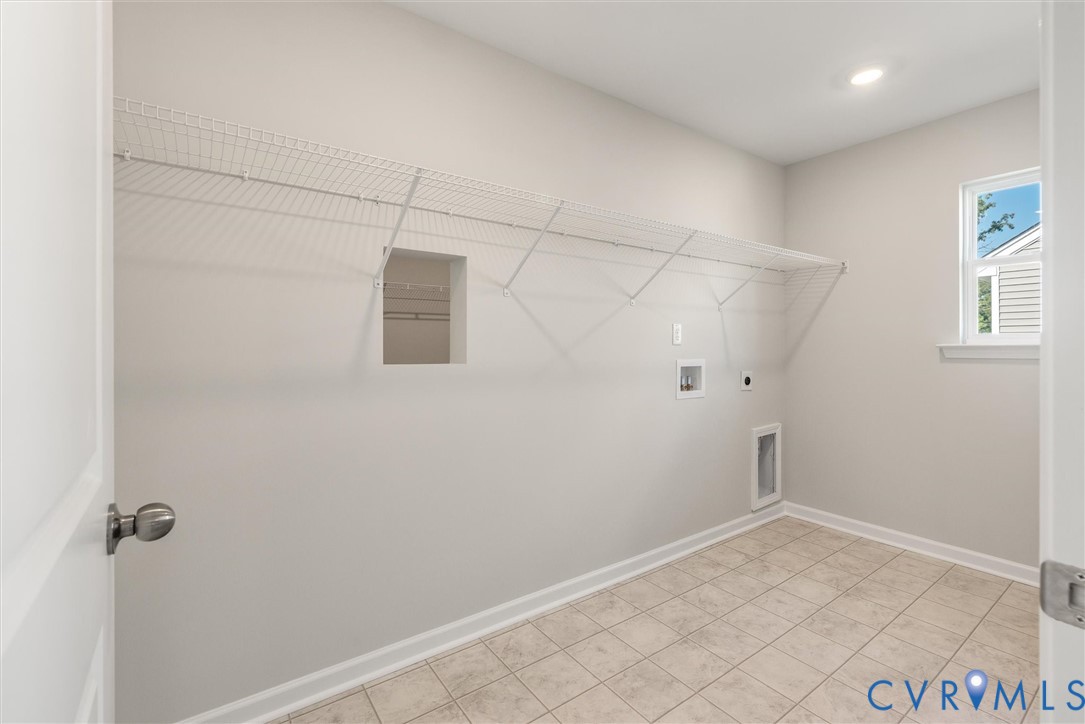 This home is TO BE BUILT. The photo represents the plan, not the actual home. Design selections may vary.