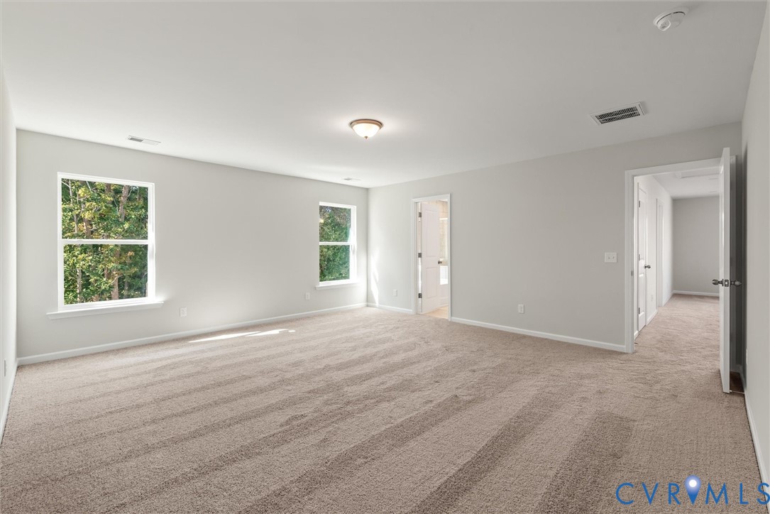 This home is TO BE BUILT. The photo represents the plan, not the actual home. Design selections may vary.