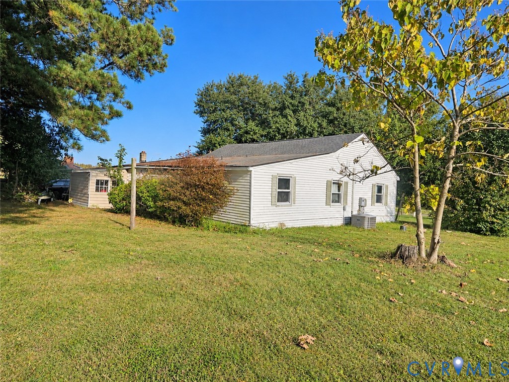15022 George Wash Memorial Highway, Saluda, VA 23149