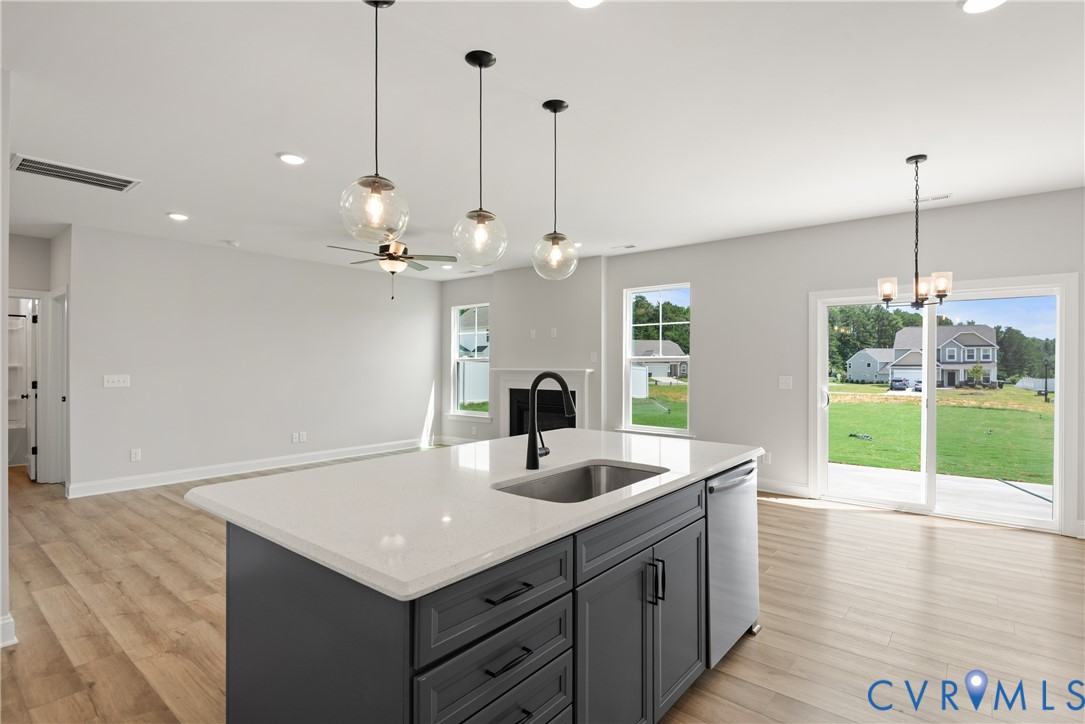 This home is TO BE BUILT. The photo represents the plan, not the actual home. Design selections may vary.