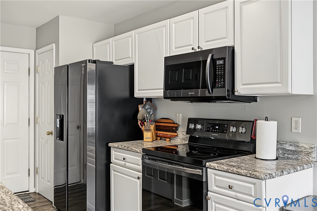 11200 Wiltstaff Drive, Midlothian, VA 23112