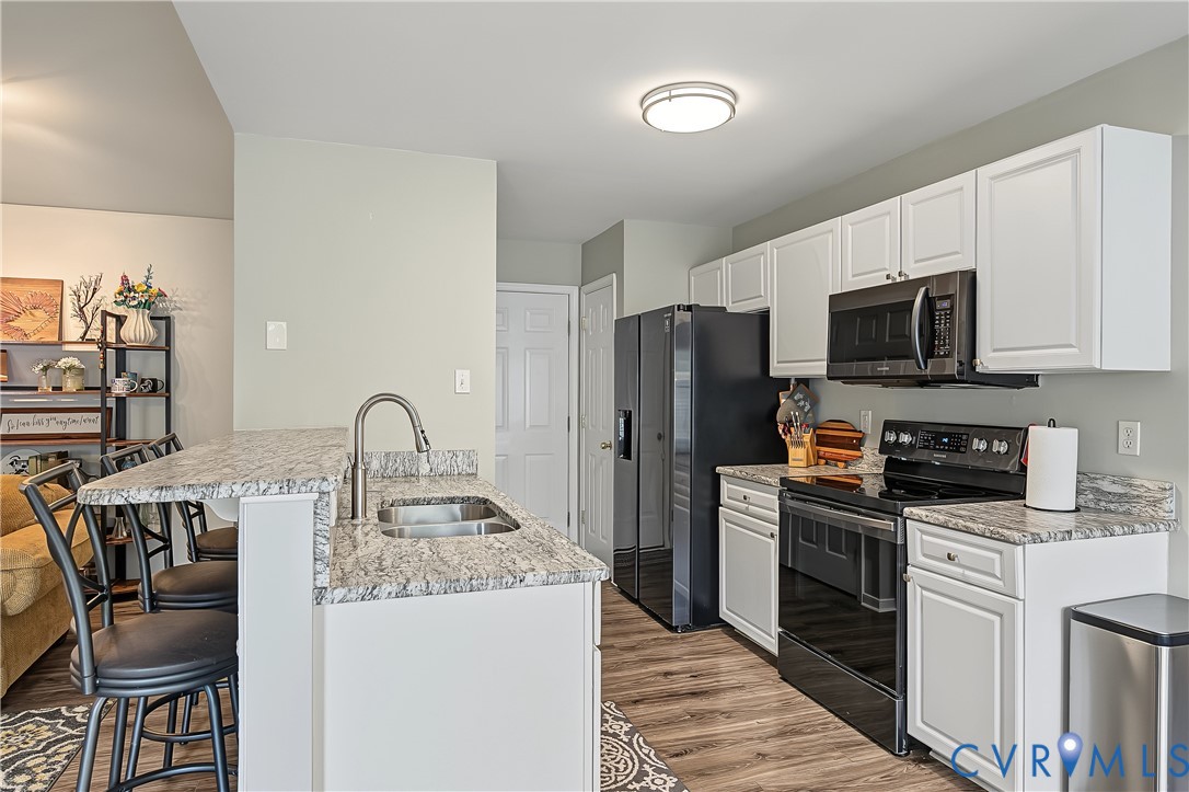 11200 Wiltstaff Drive, Midlothian, VA 23112