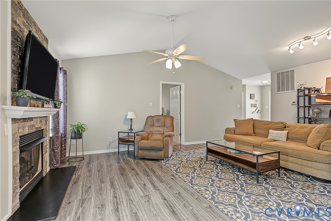 11200 Wiltstaff Drive, Midlothian, VA 23112