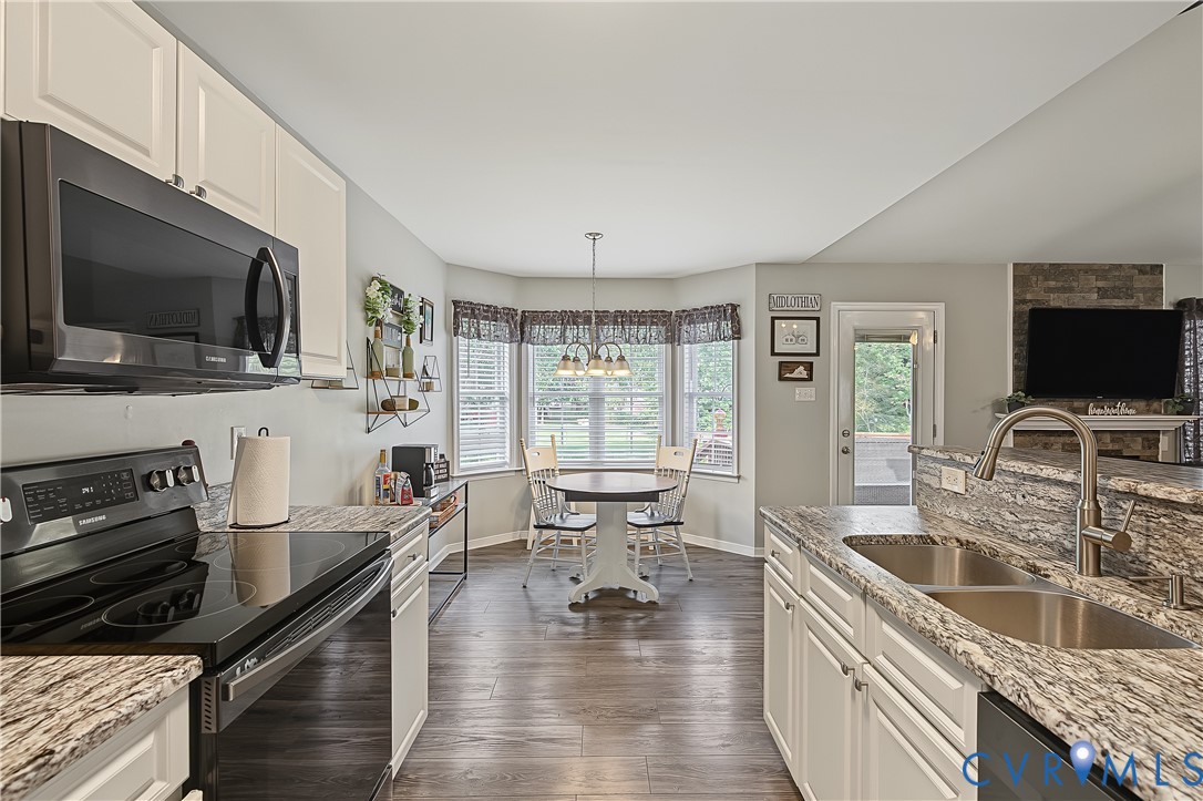 11200 Wiltstaff Drive, Midlothian, VA 23112