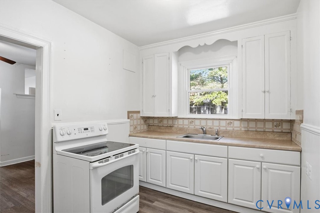 6813 Glenwood Street, Henrico, VA 23228