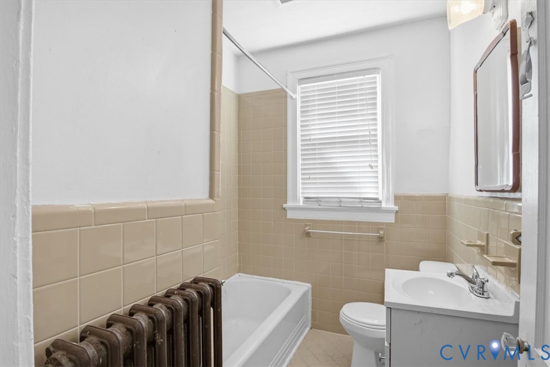 6813 Glenwood Street, Henrico, VA 23228