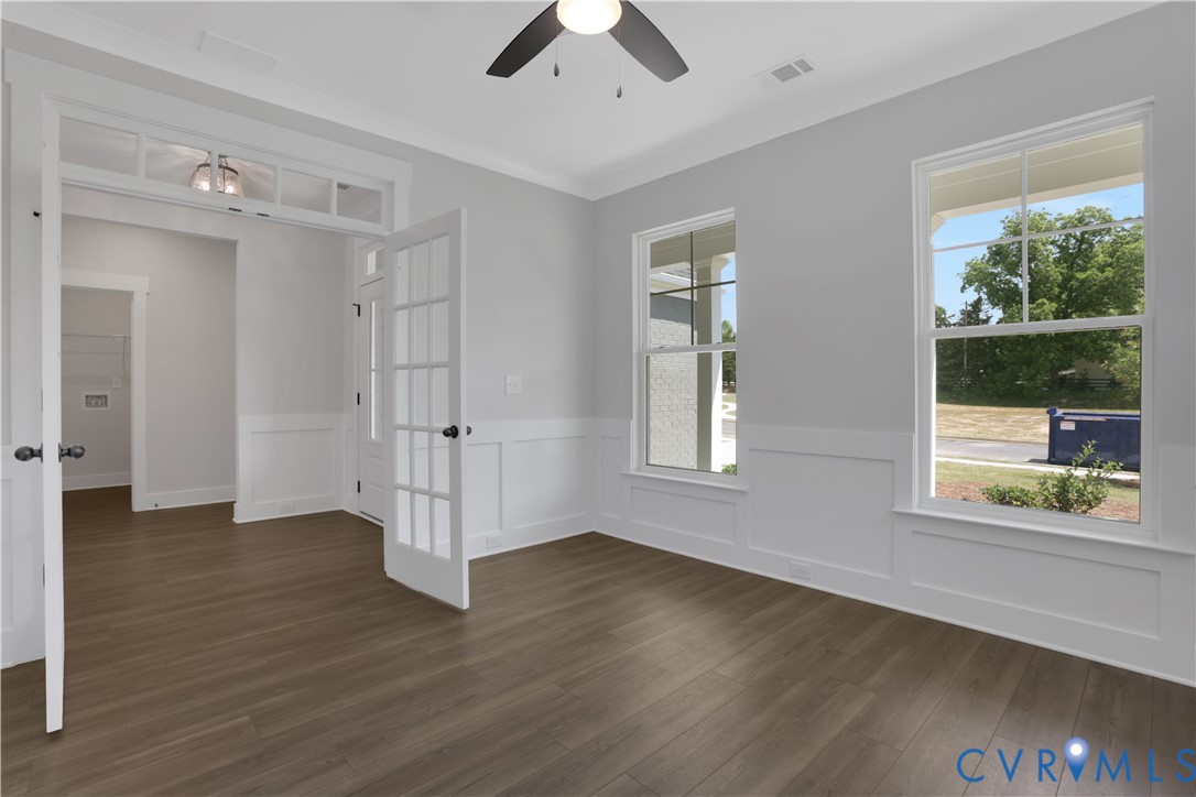 This home is TO BE BUILT. The photo represents the plan, not the actual home. Design selections may vary.
