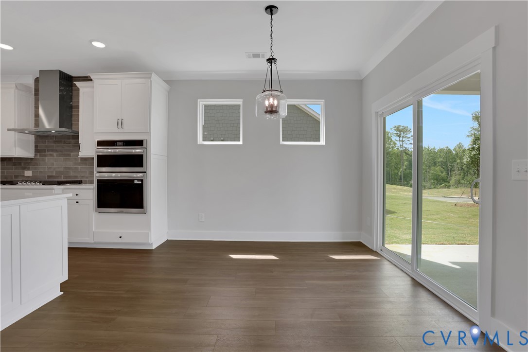 This home is TO BE BUILT. The photo represents the plan, not the actual home. Design selections may vary.