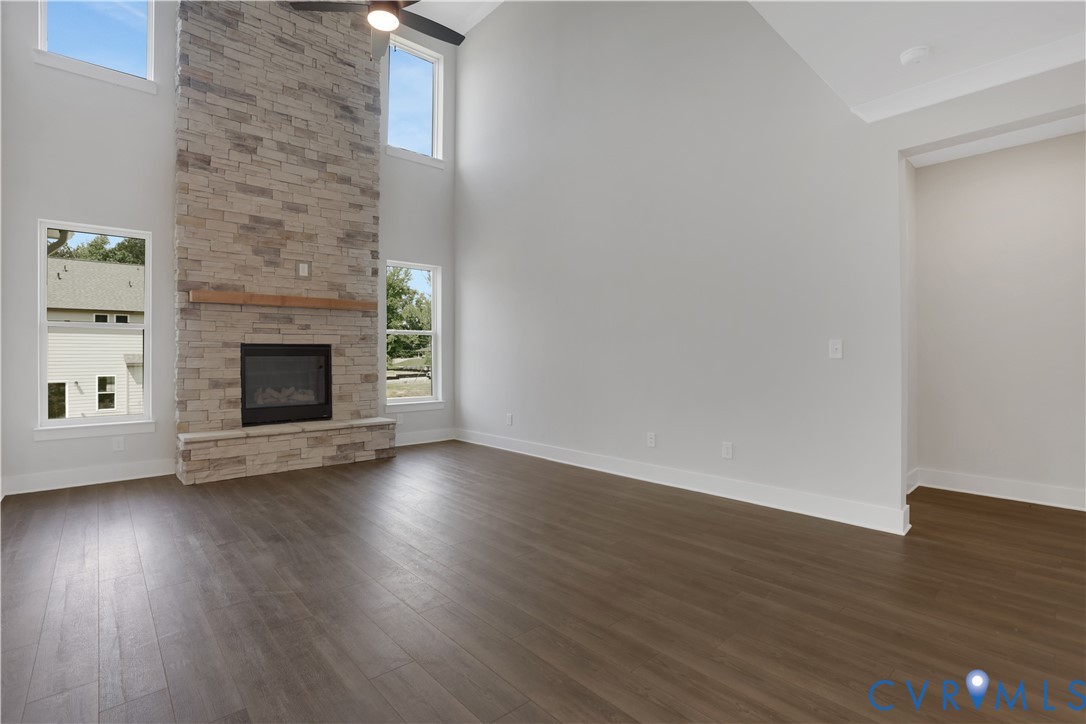This home is TO BE BUILT. The photo represents the plan, not the actual home. Design selections may vary.