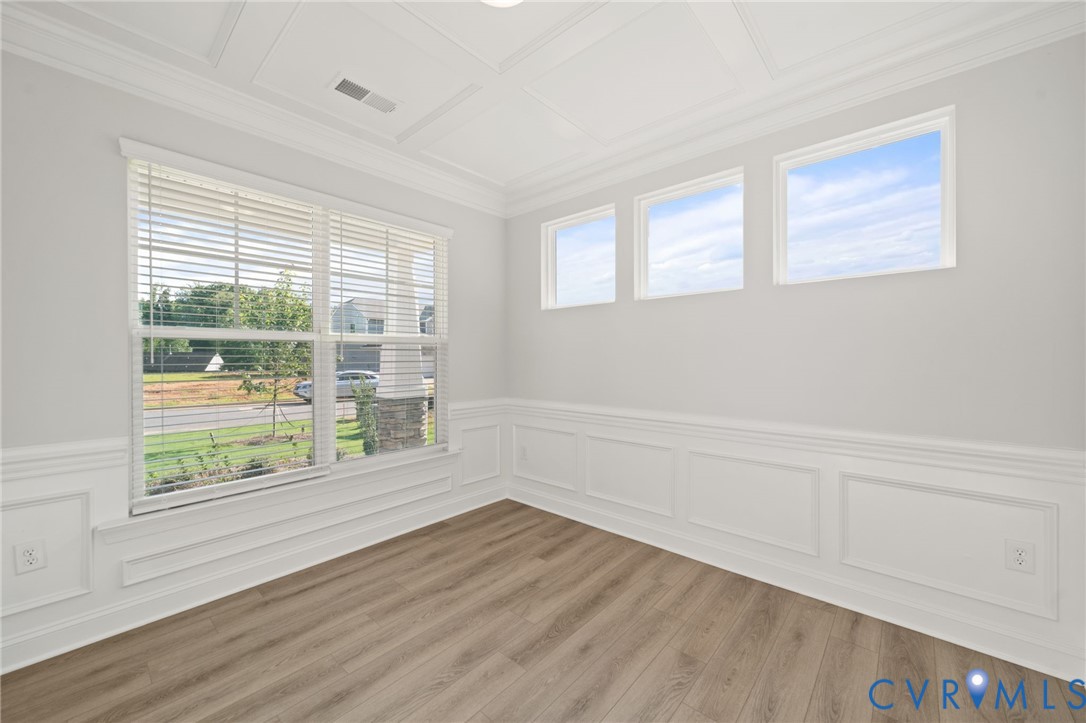This home is TO BE BUILT. The photo represents the plan, not the actual home. Design selections may vary.