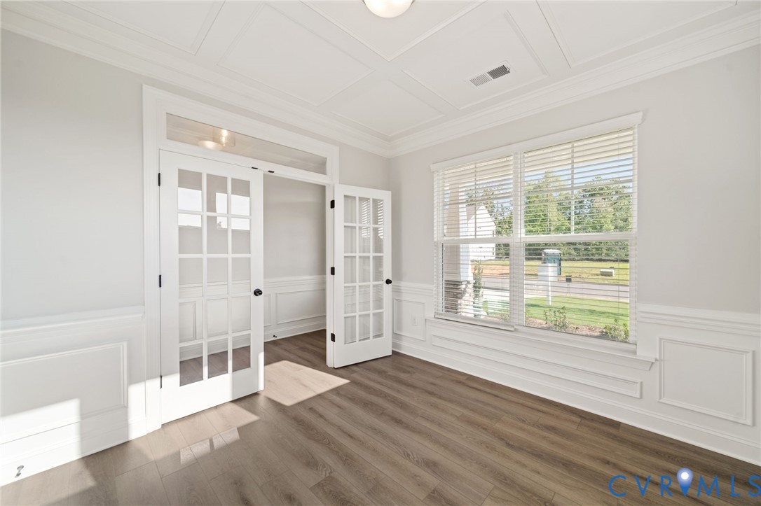This home is TO BE BUILT. The photo represents the plan, not the actual home. Design selections may vary.