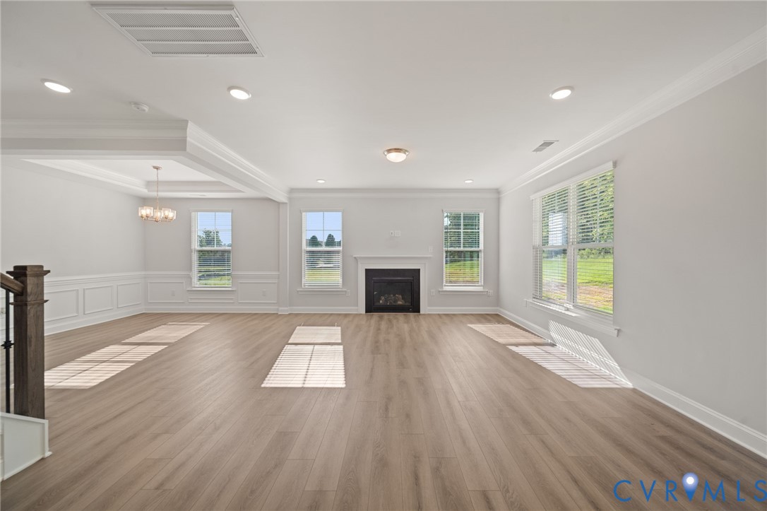 This home is TO BE BUILT. The photo represents the plan, not the actual home. Design selections may vary.