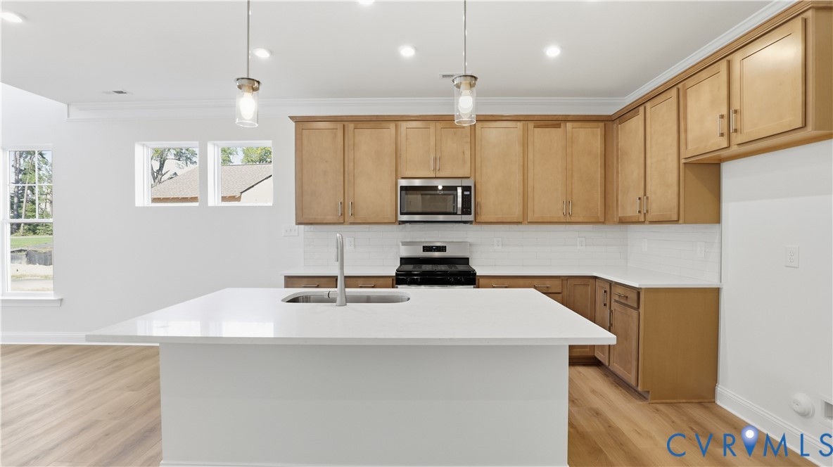 This home is TO BE BUILT. The photo represents the plan, not the actual home. Design selections may vary.
