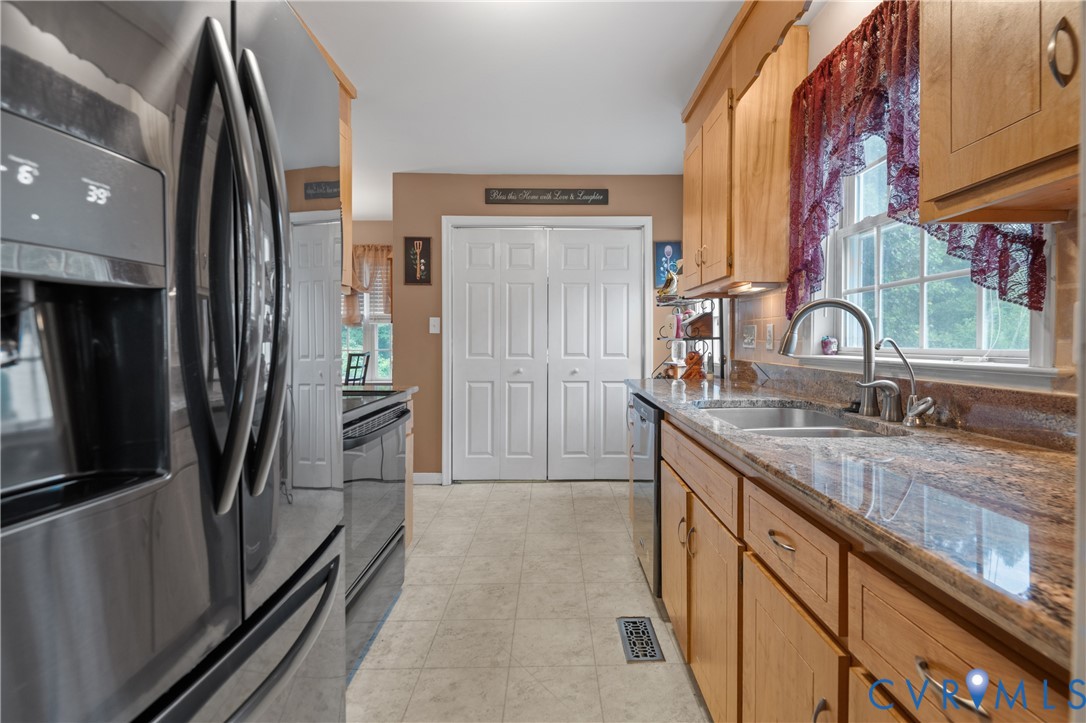 5201 Parrish Creek Drive, Midlothian, VA 23112