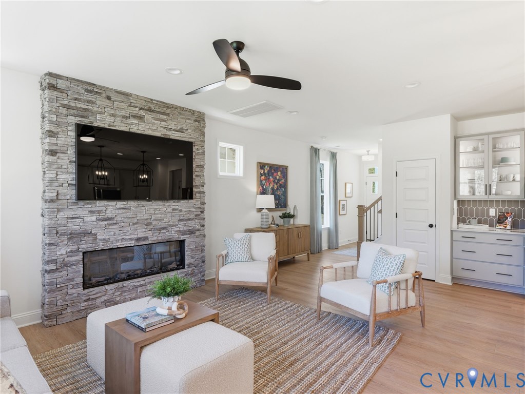 10965 Rushing Rapids Lane, River Mill Townhomes, Glen Allen, VA 23059