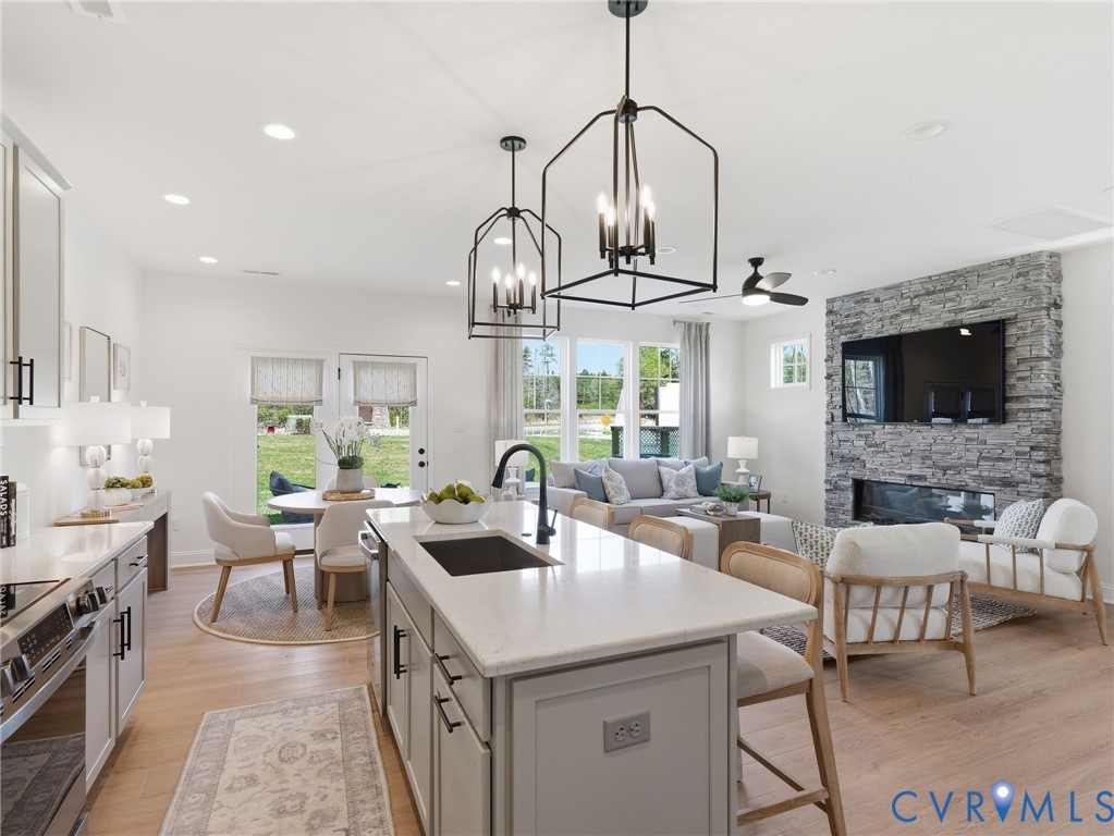10965 Rushing Rapids Lane, River Mill Townhomes, Glen Allen, VA 23059
