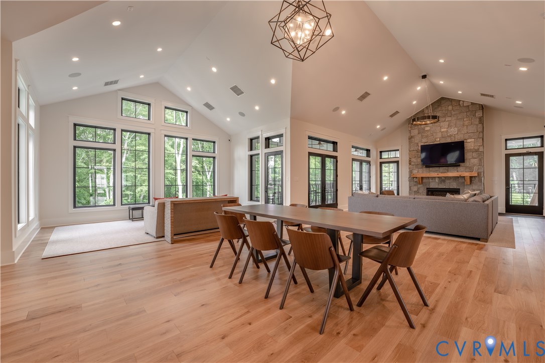 10965 Rushing Rapids Lane, River Mill Townhomes, Glen Allen, VA 23059