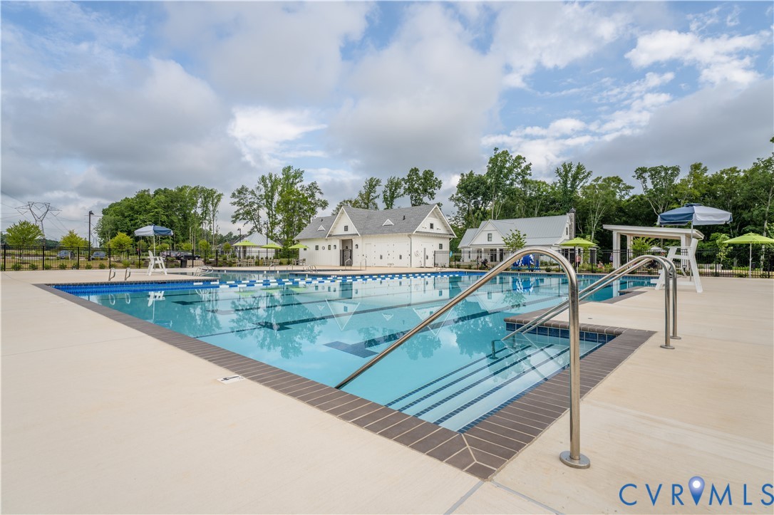 10965 Rushing Rapids Lane, River Mill Townhomes, Glen Allen, VA 23059
