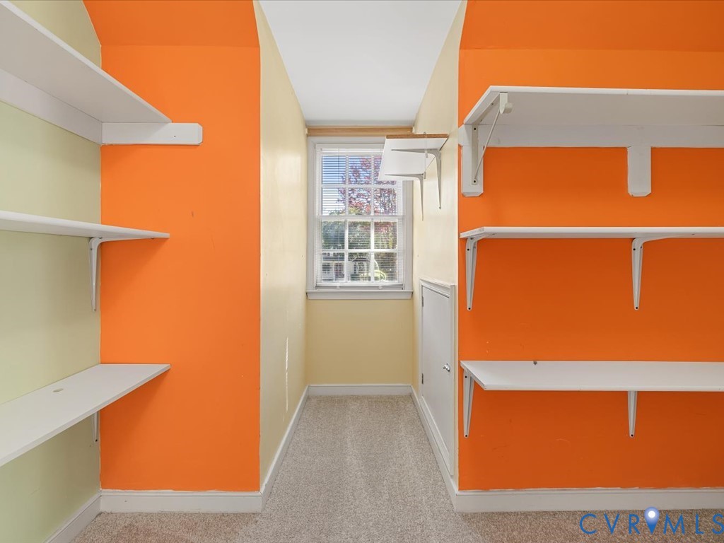 Walk-In Closet in 5th Bedroom