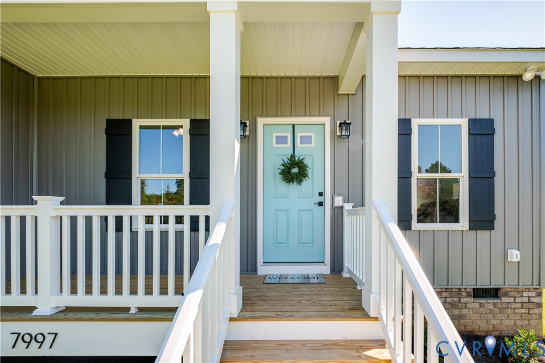 7997 Pennsylvania Avenue, Plum Point, West Point, VA 23181