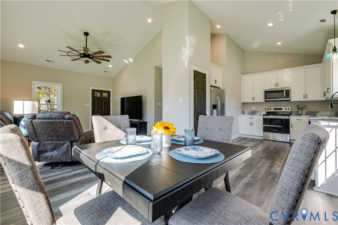 7997 Pennsylvania Avenue, Plum Point, West Point, VA 23181