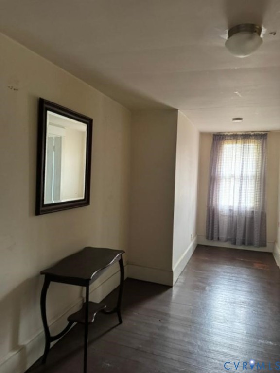 2nd floor foyer