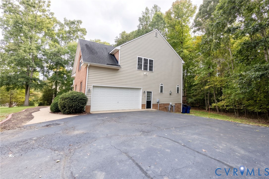 8206 Seaview Drive, Chesterfield, VA 23838