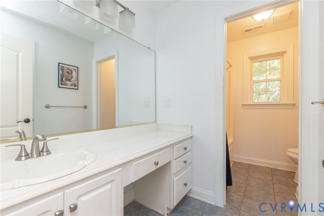 8206 Seaview Drive, Chesterfield, VA 23838