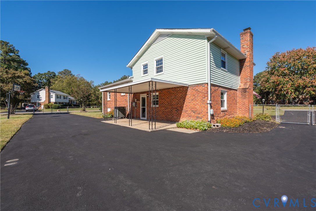 9329 Totopotomoy Trail, Ashland, VA 23005