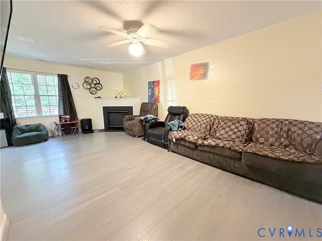 9412 Lockberry Ridge Loop, North Chesterfield, VA 23237 9412 Lockberry Ridge Loop, North Chesterfield, VA 23237