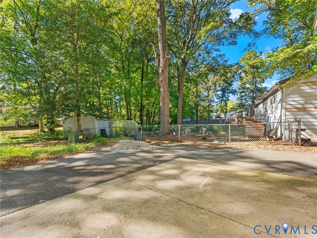 8708 Rainwater Road, Huntingcreek Hills, North Chesterfield, VA 23237
