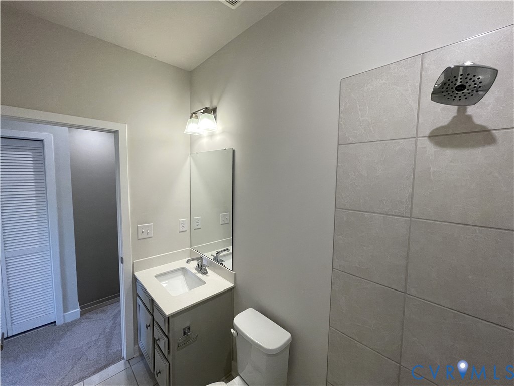 3rd Level Hall Bathroom