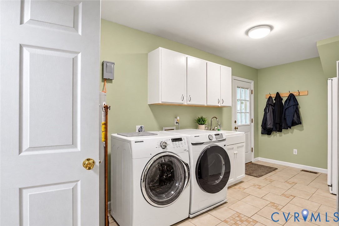 5330 C C C Road, Ruther Glen, VA 22546