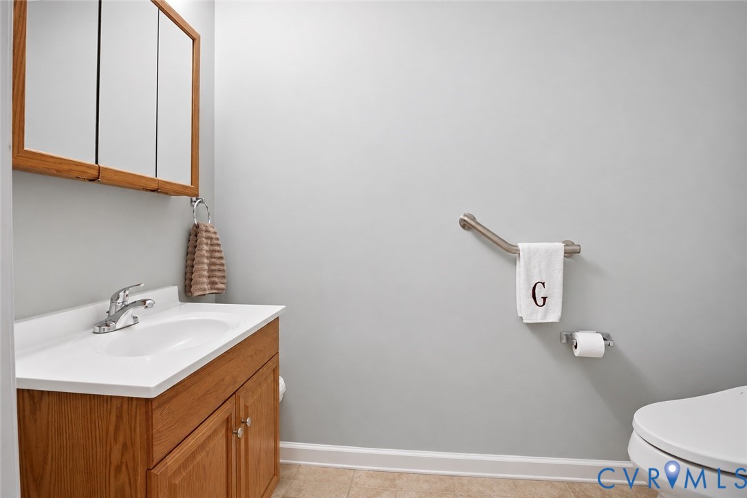 5330 C C C Road, Ruther Glen, VA 22546