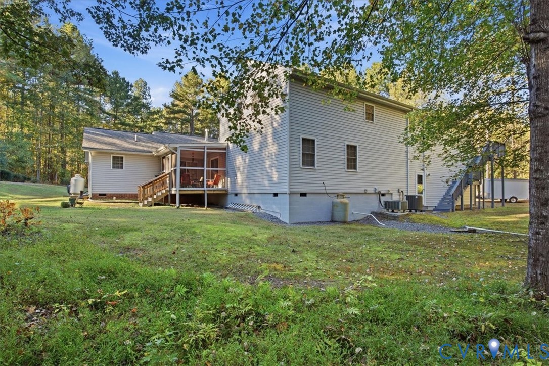 5330 C C C Road, Ruther Glen, VA 22546