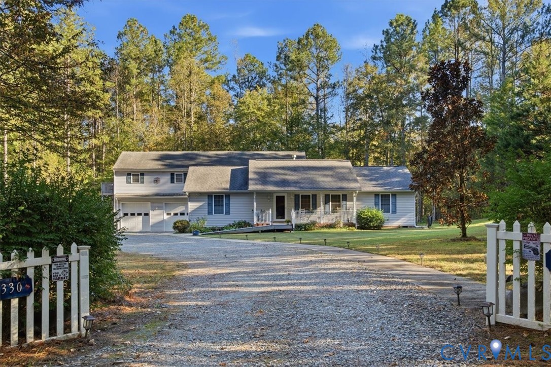 5330 C C C Road, Ruther Glen, VA 22546