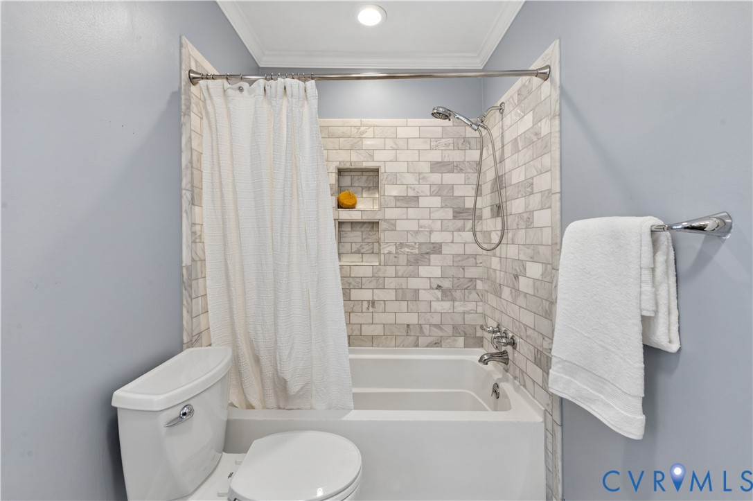 3070 Vistapoint Road, Salisbury, Midlothian, VA 23113