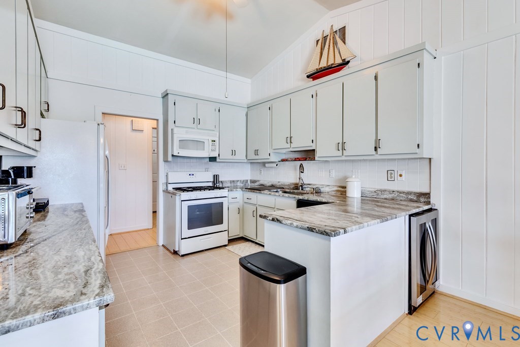 325 Deep Water Drive, Waterfront, White Stone, VA 22578
