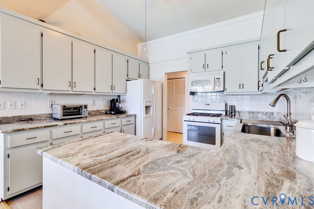 325 Deep Water Drive, Waterfront, White Stone, VA 22578